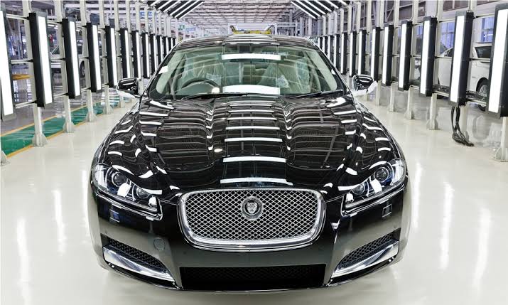 Car Brand Jaguar Plans To Only Manufacture Electric Cars By The Year 2025