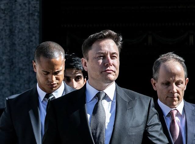 NASA Awards Elon Musk’s Space X A $2.9 Billion Contract