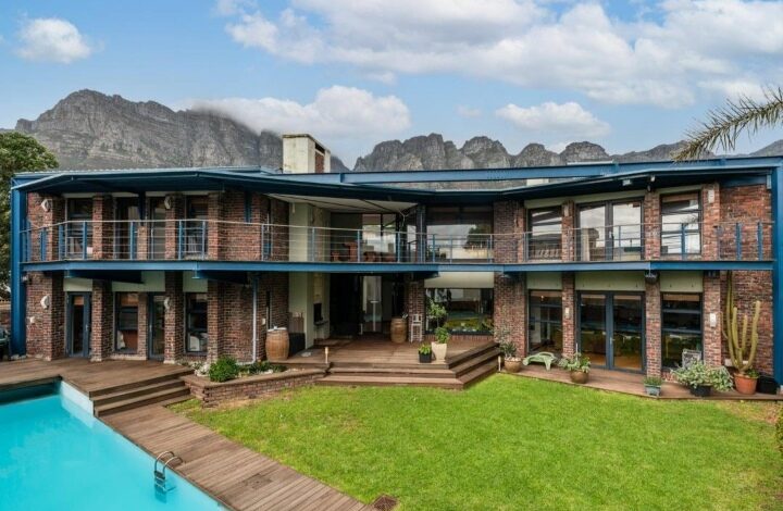 This Splendorous And Majestic Home Is Selling For R 13 500 000!