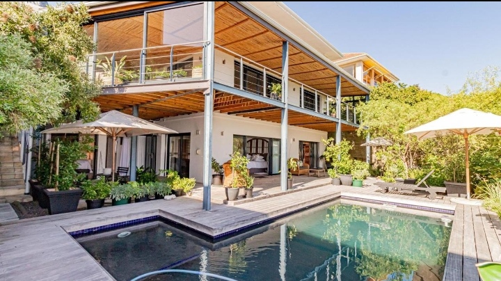 This Tranquil Modern Free-Flowing Open Plan Home Is Selling For R 23 500 000!