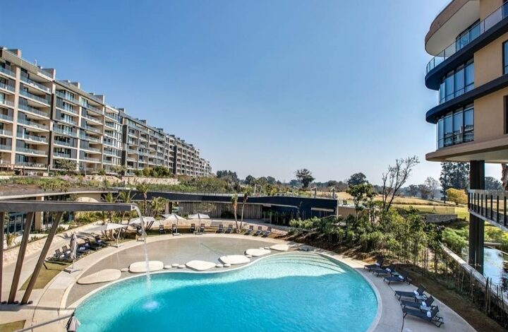 This Triple Storey Penthouse In The Houghton Is Selling For R 70 000 000!