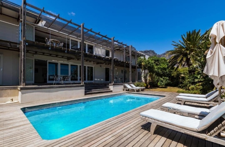 This 5 Star Boutique Style Guest House Is Selling For R 18 388 500