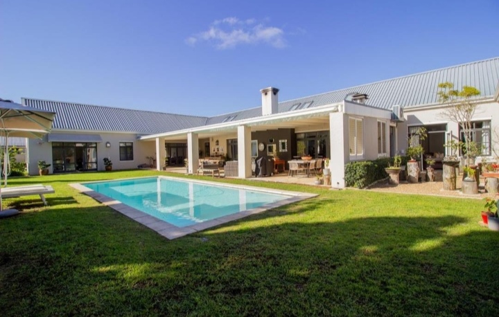 This Modern Sensation Set In A Safe And Secure Estate Is Selling For R 14 950 000!