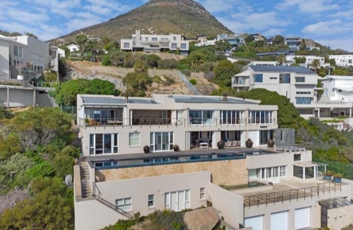 This 4 Bedroom Sunset Villa Is Selling For R 37 000 000!