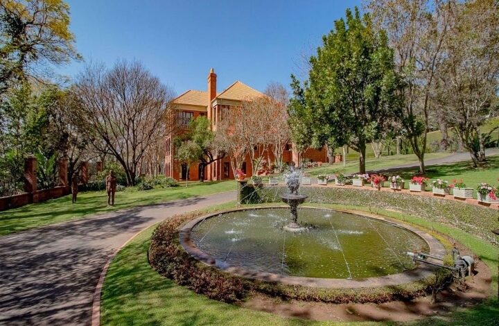 This Elegant Grandeur Home Is Selling For R 45 000 000!