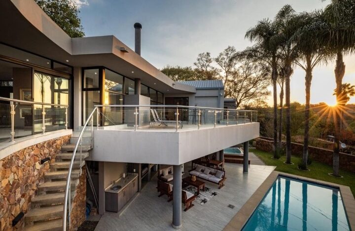 This Spectacular Masterpiece In Boomed-Off Area Is Selling For R10 850 000!