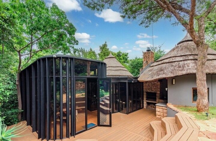 This Distinctly Executive Modern Haven Is Selling For R19 900 000!
