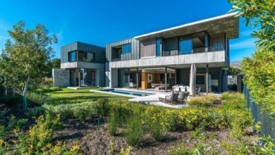 This Bespoke Sophisticated Pioneering Home Is Selling For R28 600 000!