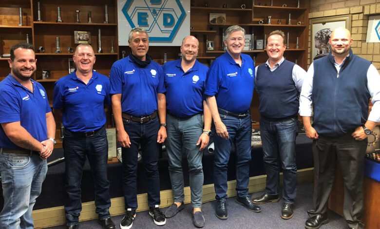 Better together: B.E.D.’s welding team together with CEO Mike Giltrow and Andrew Poole, Managing Director of First Cut, with which B.E.D. is jointly distributing Messer Cutting Systems’ products and solutions in South Africa.