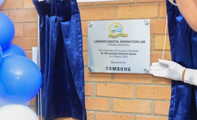 Samsung & DTIC Celebrate The Launch Of University Of Limpopo Digital Innovation Lab